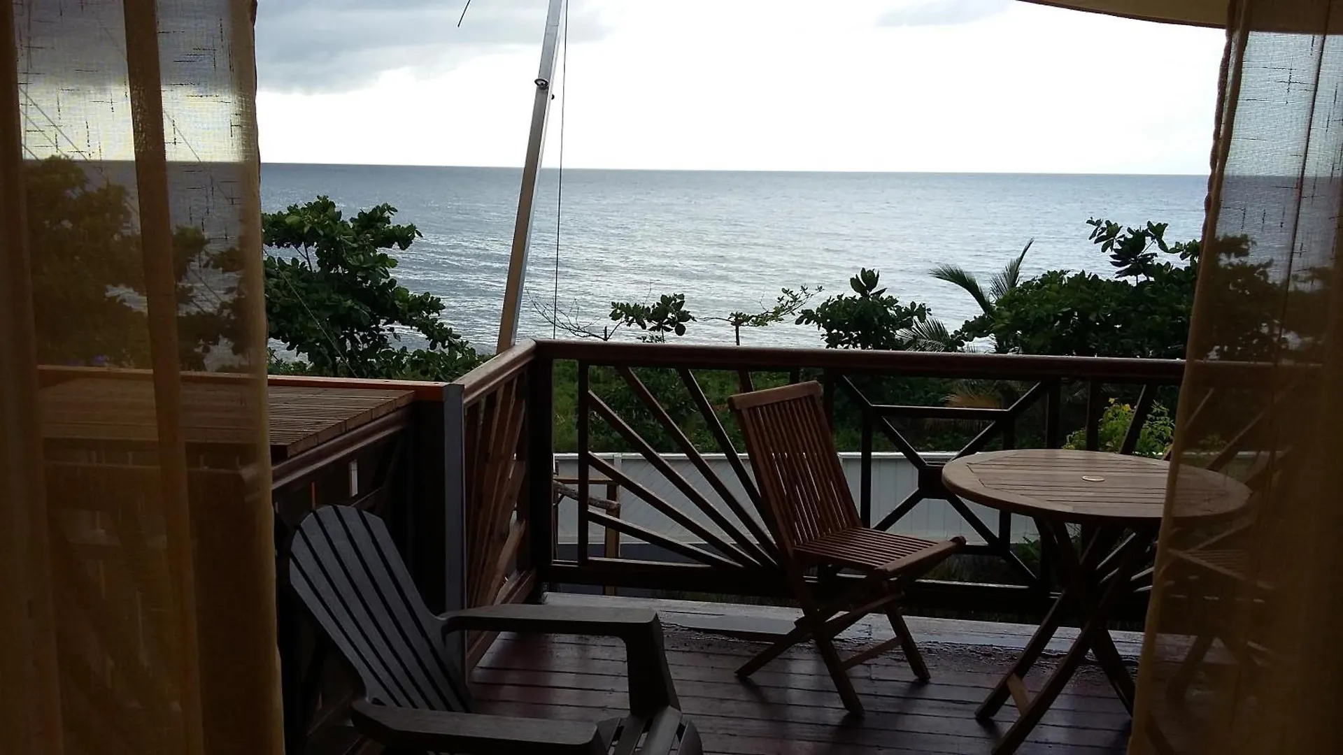 Katalo Plage Deshaies 0*,  Guadeloupe